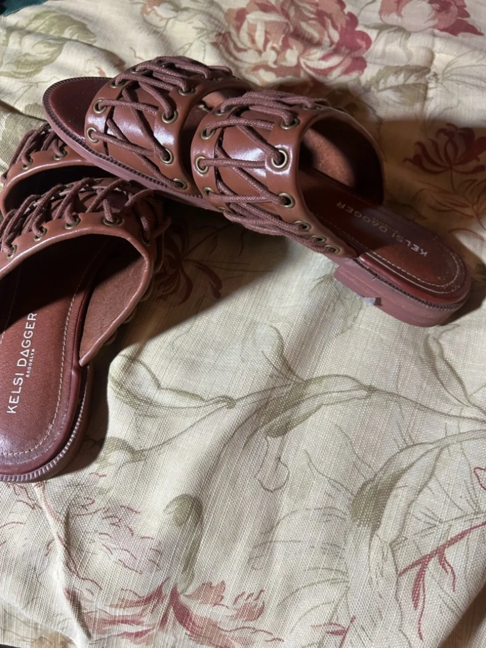 Kelsi Dagger slide sandal brown